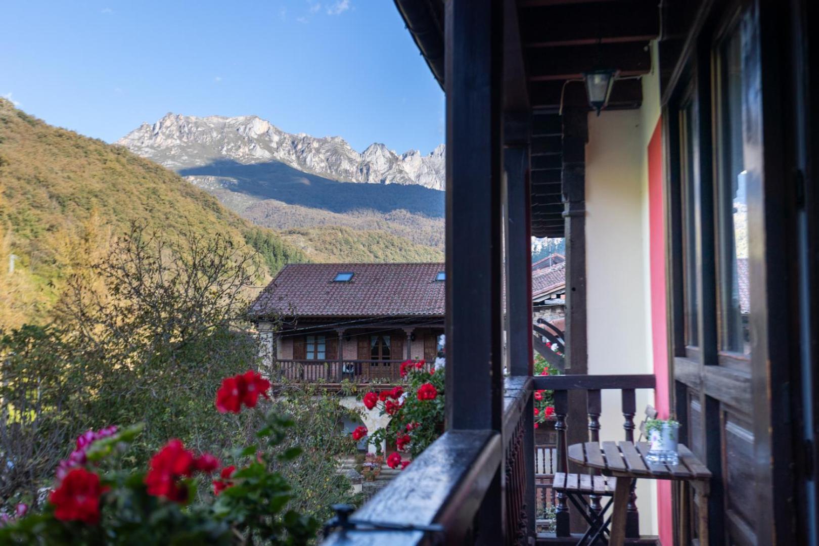 Apartamentos Rio Cubo Cosgaya Εξωτερικό φωτογραφία