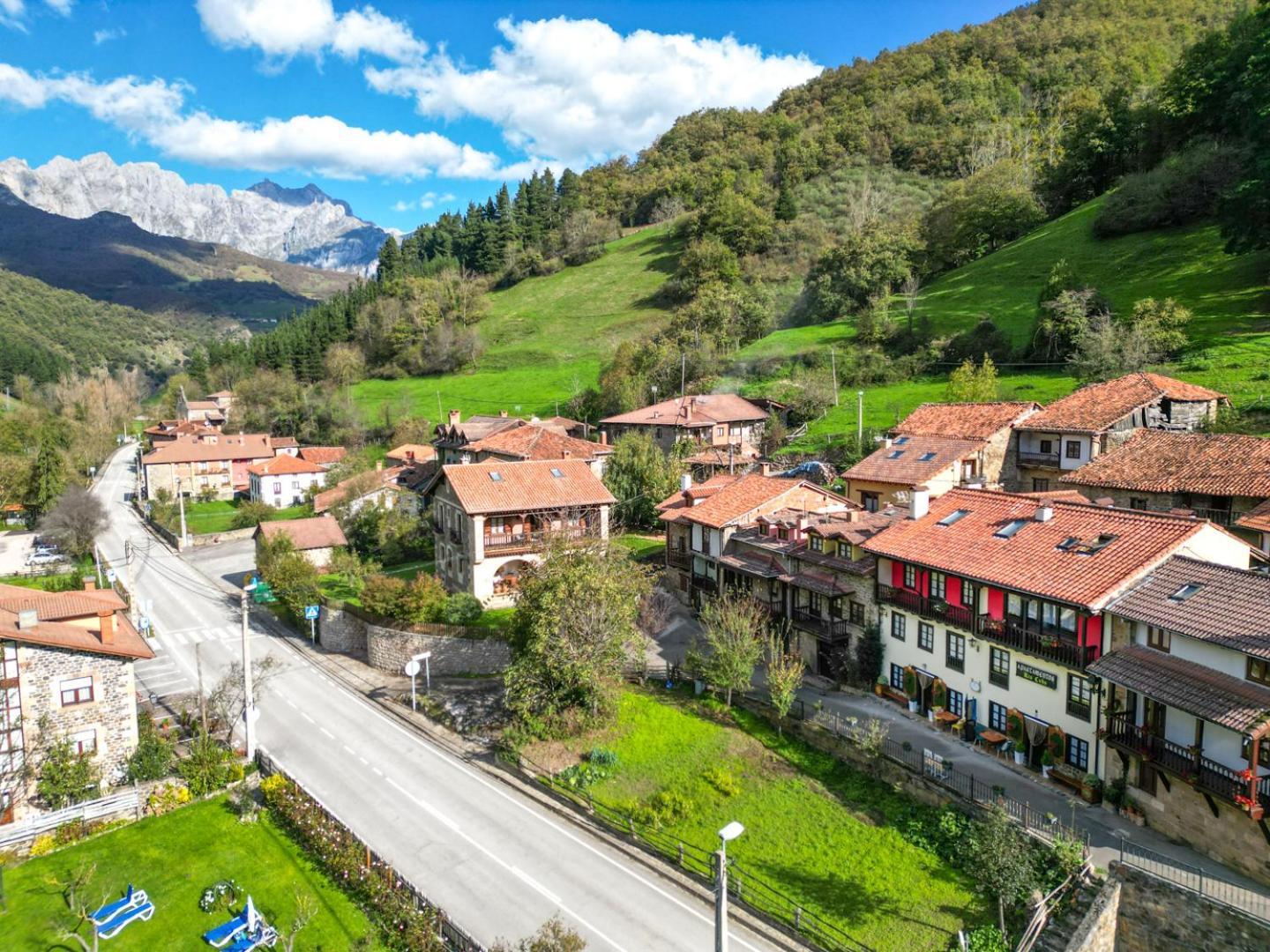 Apartamentos Rio Cubo Cosgaya Εξωτερικό φωτογραφία